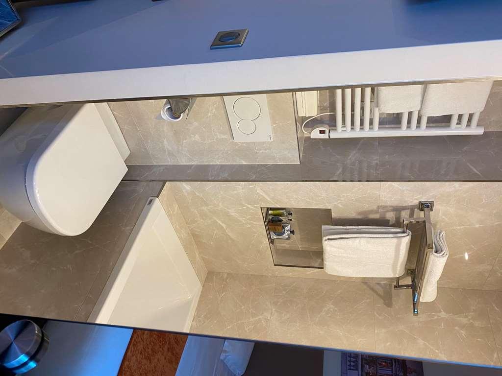 Hotel Louvre Sainte Anne Paris Zimmer foto